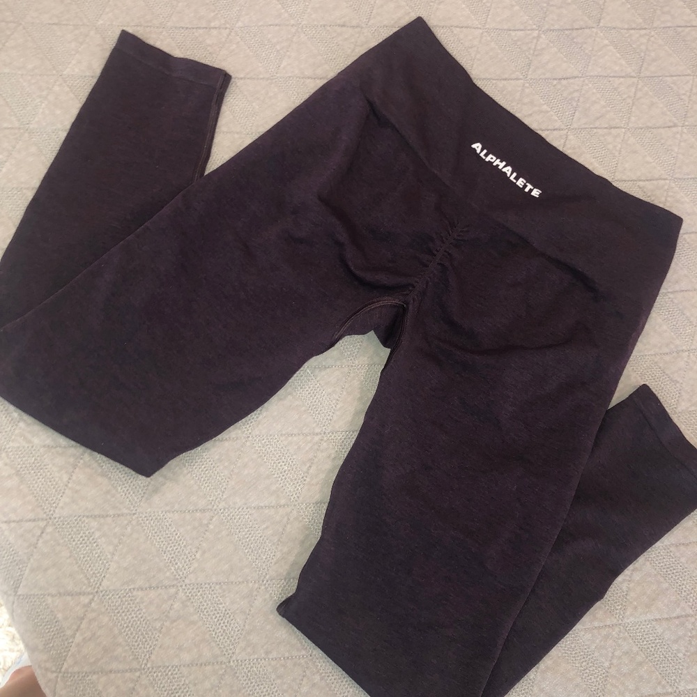 Alphalete Butt Scrunch Leggings